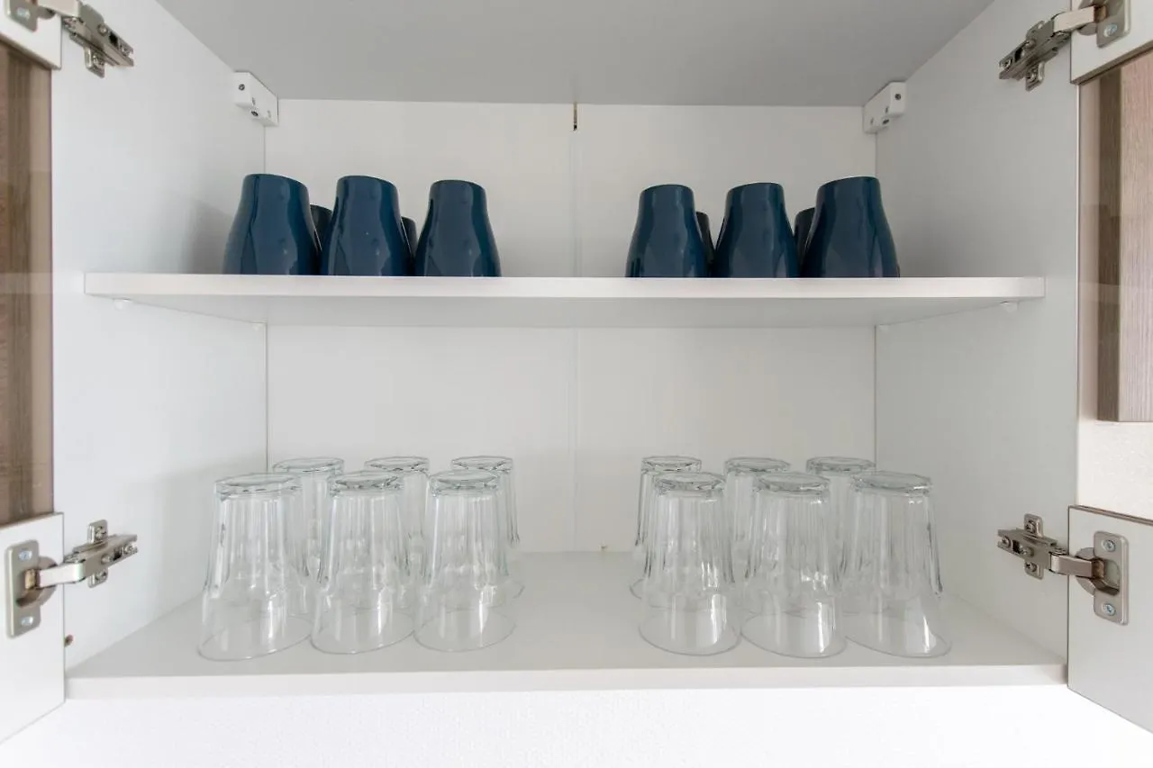 Raj Living - 300M2 Loft With 7 Rooms - 15 Min Messe Dus & Old Town Dus 뒤셀도르프 아파트